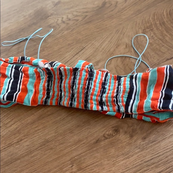 Top - Picture 2 of 3